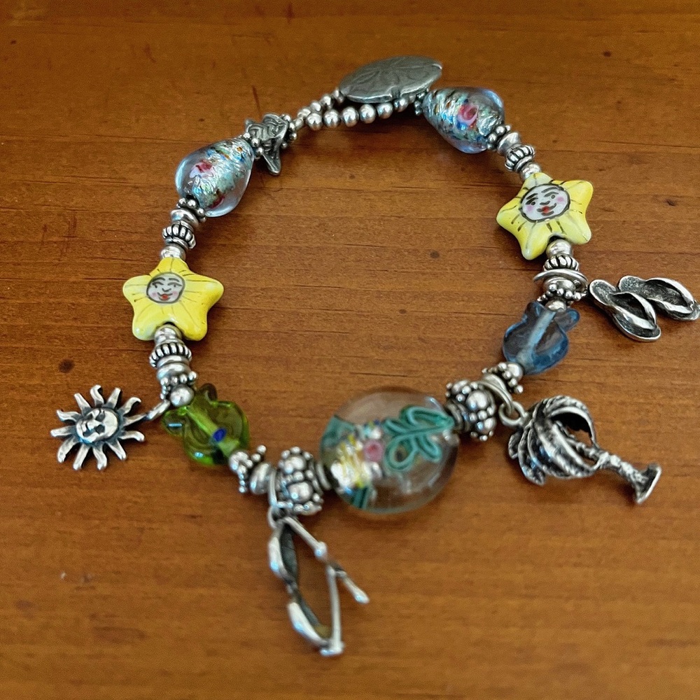 Beautiful ceramic and stainless steel bracelet